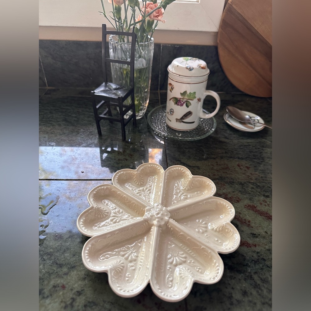 Metropolitan Museum of Art Creamware Shortbread Cookie Mold.